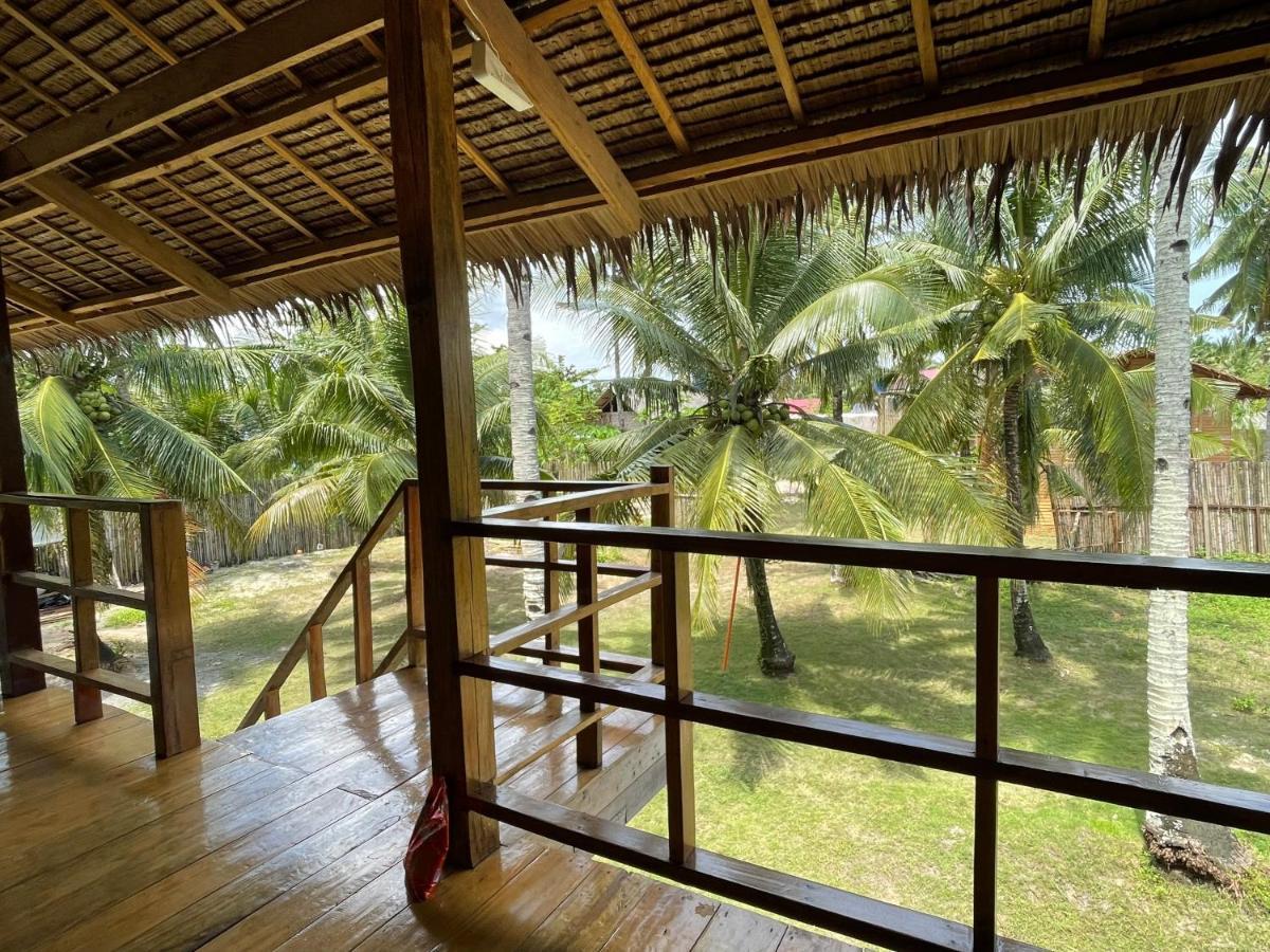 Siargao Sunflower Suites Хенераль-Луна Екстер'єр фото