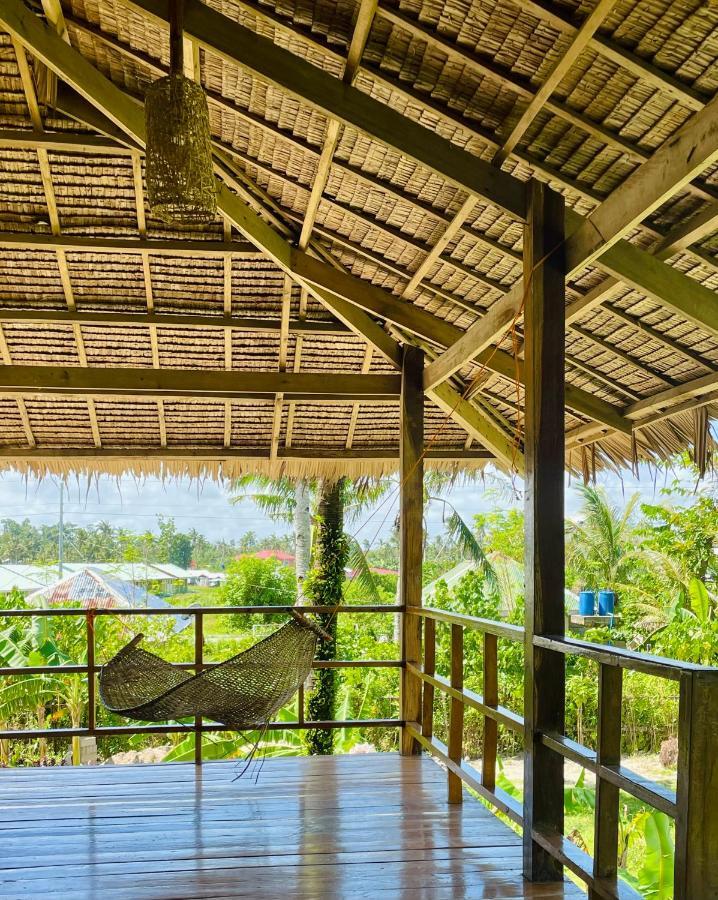 Siargao Sunflower Suites Хенераль-Луна Екстер'єр фото